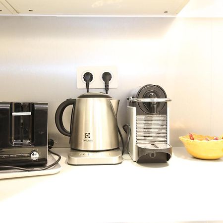 T3 Appartement Hypercentre Proche Commerce- Parking - 2 Chambres Wifi Gratuit Avignon Buitenkant foto