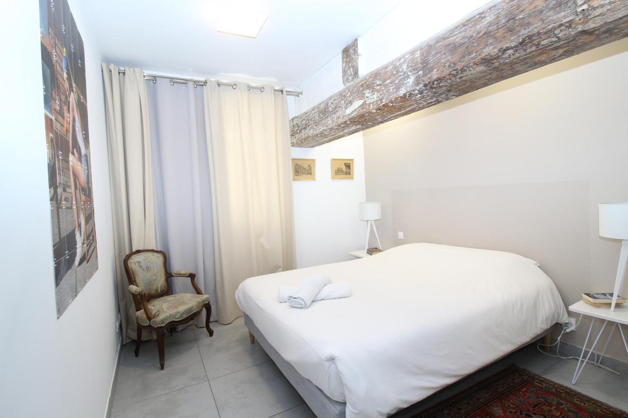 T3 Appartement Hypercentre Proche Commerce- Parking - 2 Chambres Wifi Gratuit Avignon Buitenkant foto