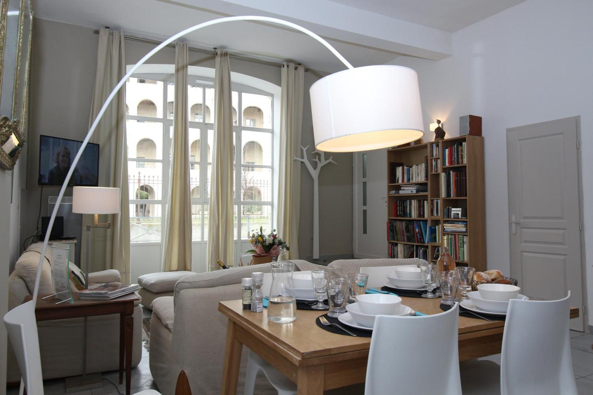 T3 Appartement Hypercentre Proche Commerce- Parking - 2 Chambres Wifi Gratuit Avignon Buitenkant foto