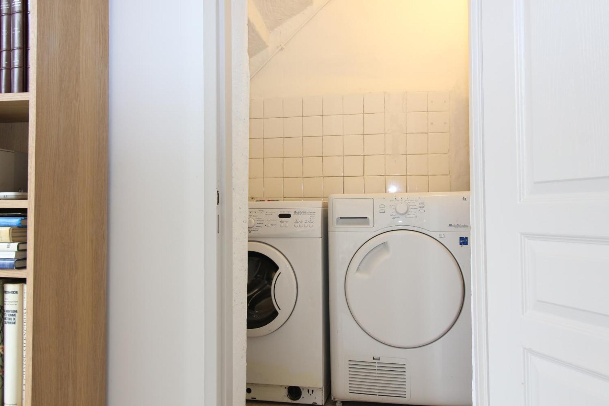 T3 Appartement Hypercentre Proche Commerce- Parking - 2 Chambres Wifi Gratuit Avignon Buitenkant foto